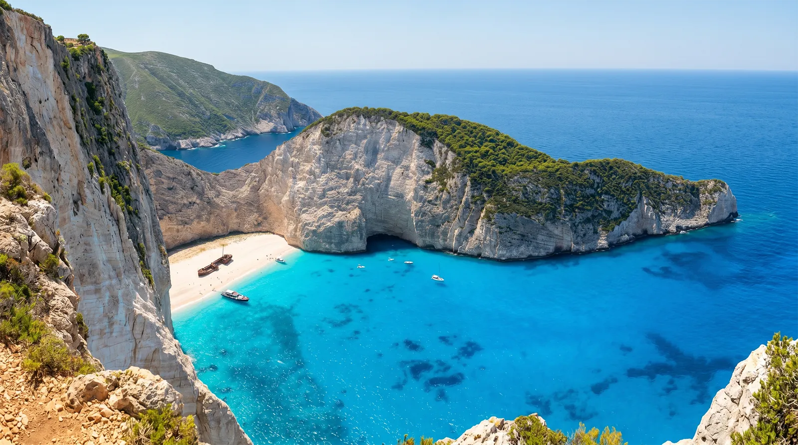 lazurowe wybrzeża i słynna zatoka wraku na Zakynthos